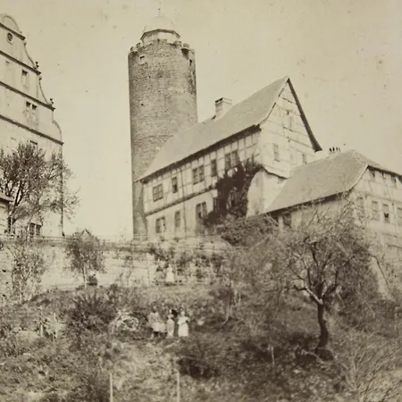Graefin Amalia - Elegantes In Der Historischen Hinterburg In Schlitz, 2 Schlafzimmer, Mit Garten, Nahe Fulda Und Bad Hersfeld Διαμέρισμα *