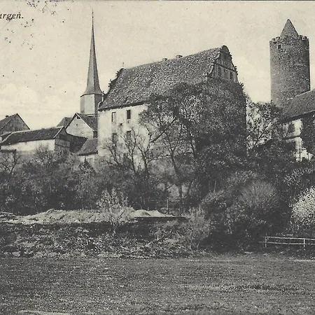 Appartamento Graefin Amalia - Elegantes In Der Historischen Hinterburg In Schlitz, 2 Schlafzimmer, Mit Garten, Nahe Fulda Und Bad Hersfeld Schlitz