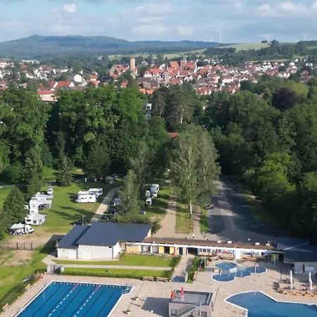 Graefin Amalia - Elegantes In Der Historischen Hinterburg In Schlitz, 2 Schlafzimmer, Mit Garten, Nahe Fulda Und Bad Hersfeld Appartamento Schlitz