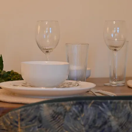 Graefin Amalia - Elegantes In Der Historischen Hinterburg In Schlitz, 2 Schlafzimmer, Mit Garten, Nahe Fulda Und Bad Hersfeld 施利茨