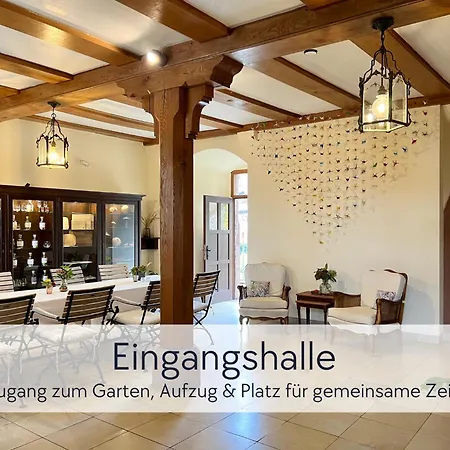 Апартаменты Amalias Burgwohnung - Stilvolles Mit Aufzug & Garten In Der Hinterburg - 2 Schlafzimmer, Parkplatz, Historisches Flair Fuer Paare & Ruhesuchende *