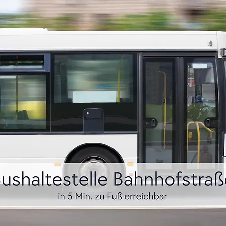 Amalias Burgwohnung - Stilvolles Mit Aufzug & Garten In Der Hinterburg - 2 Schlafzimmer, Parkplatz, Historisches Flair Fuer Paare & Ruhesuchende Апартаменты